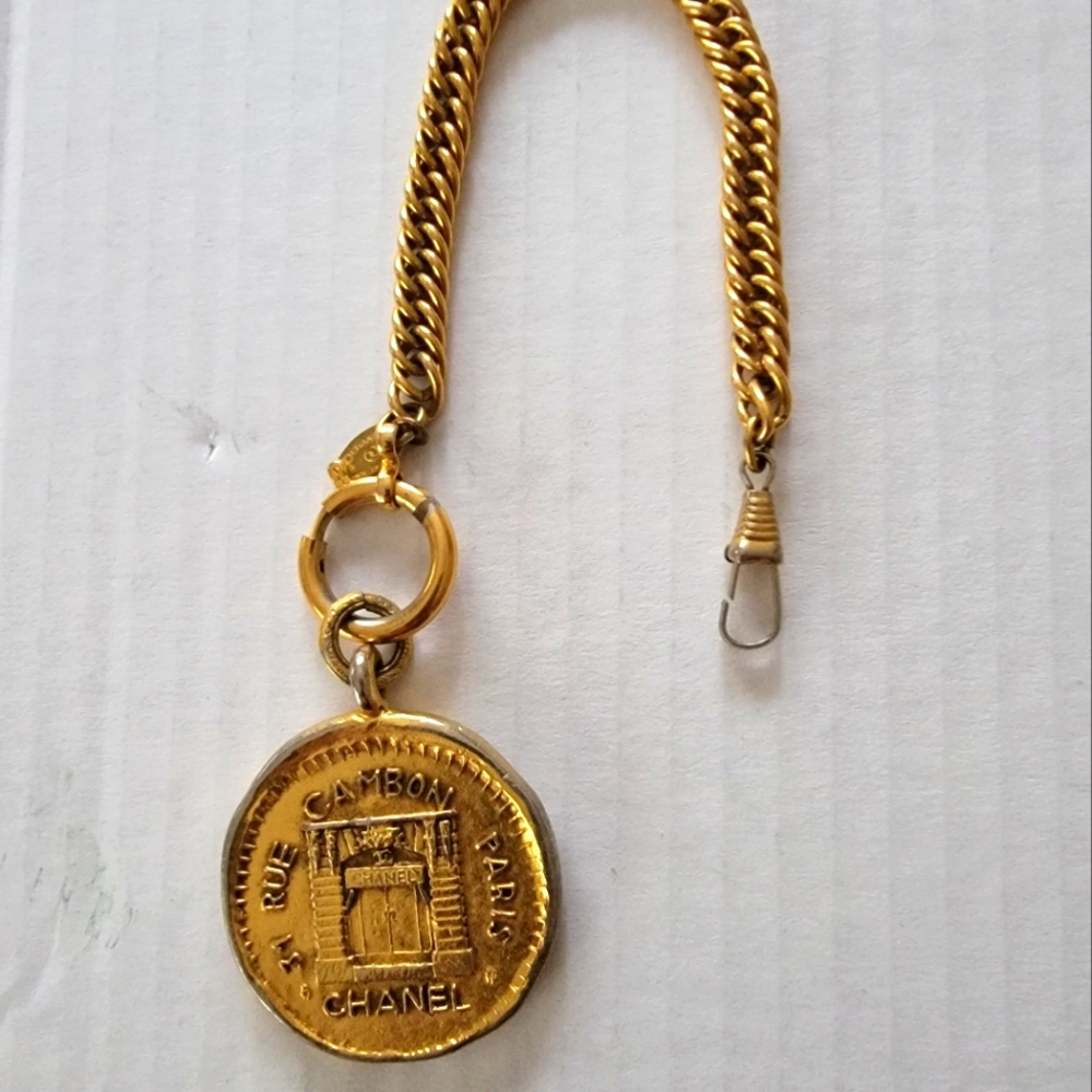 Chanel bracelet gold metal OS coin bracelet